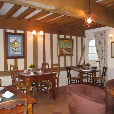 Le Manoir Du Petit Saint Pierre Casa de hóspedes Honfleur