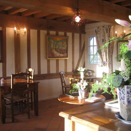 Le Manoir Du Petit Saint Pierre *